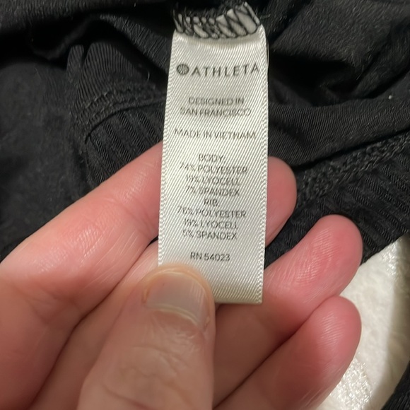 Athleta Crop V-Neck Faux Wrap Black Long Sleeve Women's Top Size Medium - Picture 7 of 7